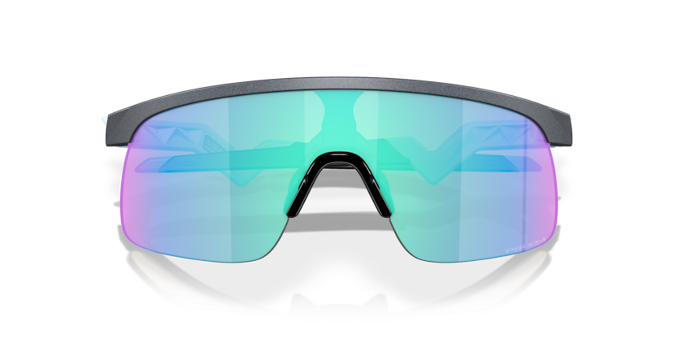 249_OAKLEYPIC3.png